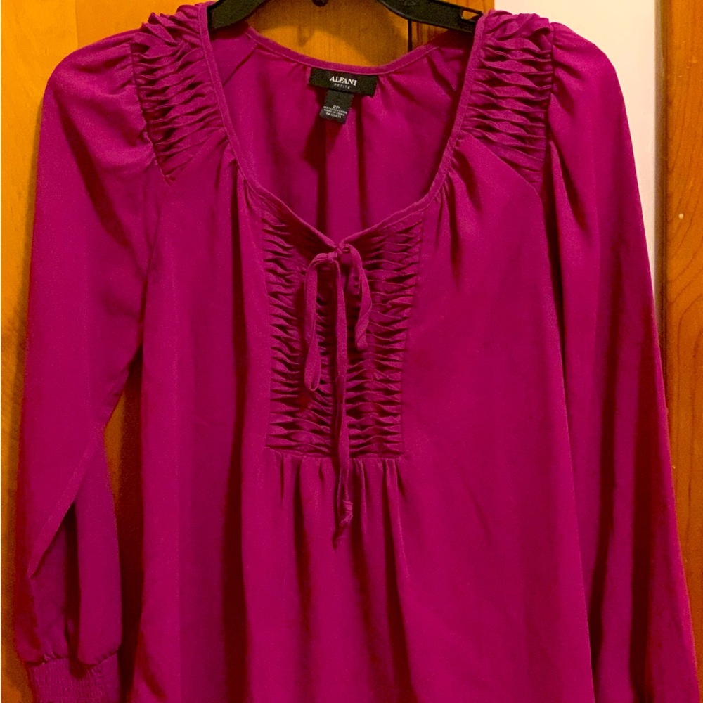 Alfani Petite. Size 2P. 100% polyester